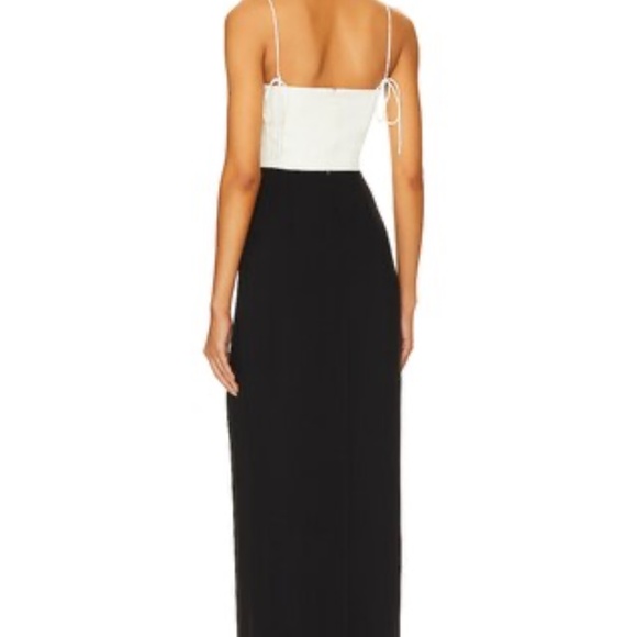 Amanda Uprichard x REVOLVE Avani Gown in Black & Ivory - Picture 3 of 10